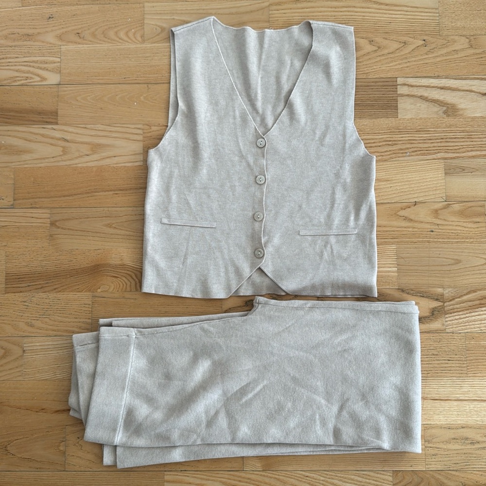 Zara Light Beige Knit Vest and Pants Set